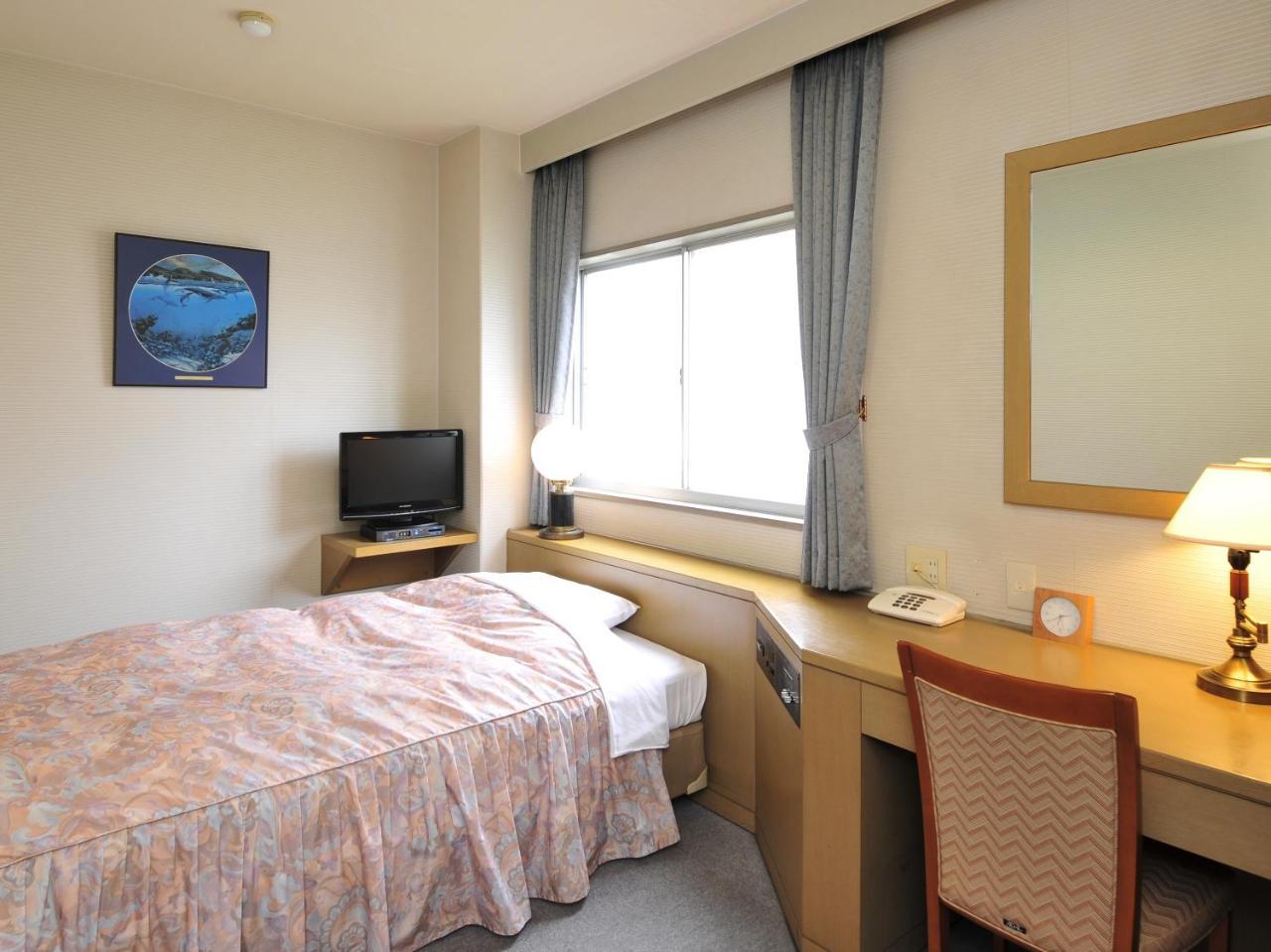 Business Hotel Prince Takamatsu Ngoại thất bức ảnh