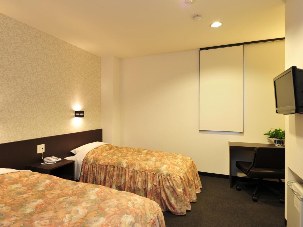 Business Hotel Prince Takamatsu Ngoại thất bức ảnh